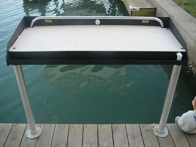 Powder Coated Aluminum Fish Cleaning Table